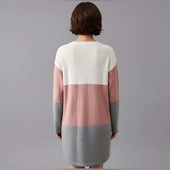 Color Block Sweater Dress - Picture 3 of 8